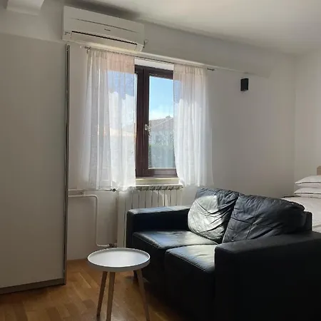Studio Josipa Apartment